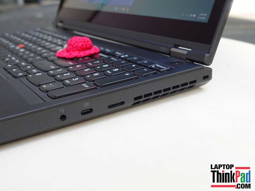 Thinkpad P53 i9-9880H Ram 32GB Quadro RTX 4000 8GB OLED TOUCH Likenew Fullbox (99%) 8 tản-nhiệt-cạnh-phải-thinkpad-p53-i9-oled-8