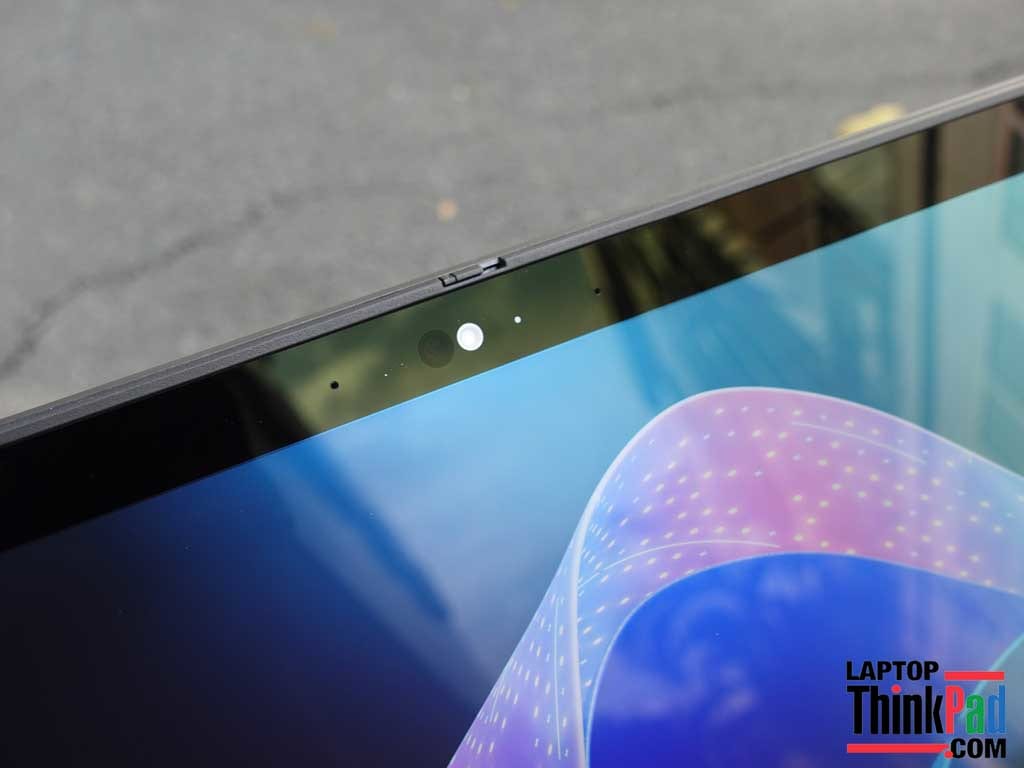 Thinkpad P53 i9-9880H Ram 32GB Quadro RTX 4000 8GB OLED TOUCH Likenew Fullbox (99%) 7 gạt-camera-thinkpad-p53-i9-oled-9