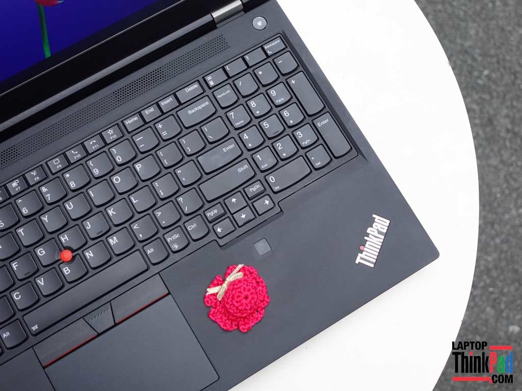 bàn phím số phụ trên thinkpad p15 gen 2 i7