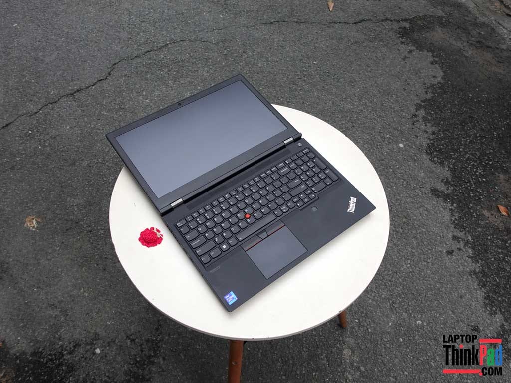 thinkpad p15 gen 2 có màn hình mở được 180 độ