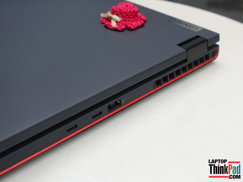 tan-nhiet-Thinkpad-p16v-amd-ryzen-9-7940hs-rtx-2000-laptopthinkpad.com